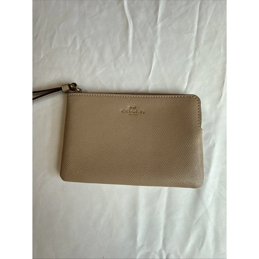 Coach Corner Zip Wristlet Wallet Gold/ Taupe - Great‎ Condition